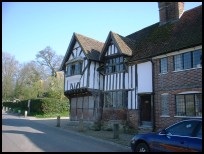 Chiddingstone Kent - The graveyard